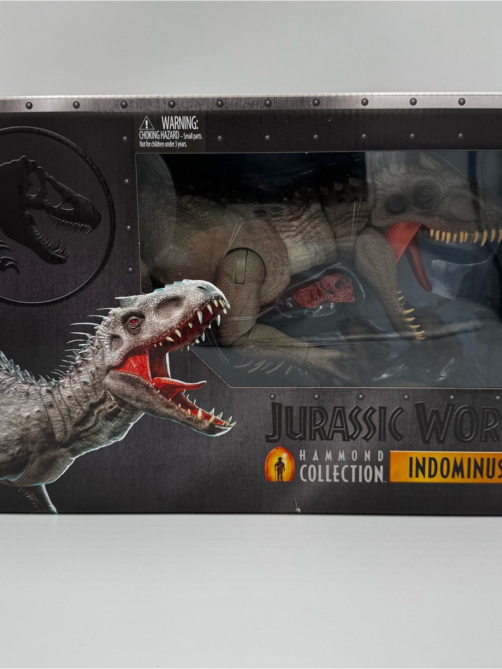 Jurassic World Hammond Collection Indominus Rex DELUXE - BRAND NEW, IN HAND!